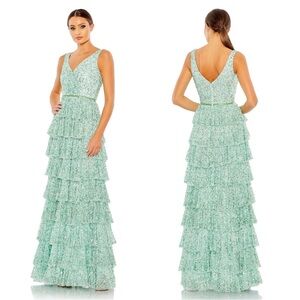 Mac Duggal 5627 Ruffle Tiered Sequin Sleeveless Gown Size 10 NWT Mint